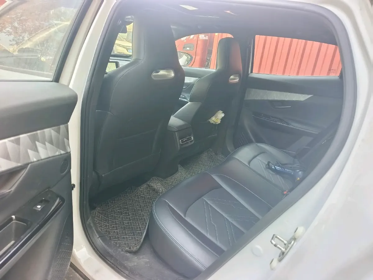 2023 ChangAn UNI-T 1.5T 188HP L4 7DCT,autocango,china used car exporter,china ev exporter,chinese used car exporter,chinese used ev exporter