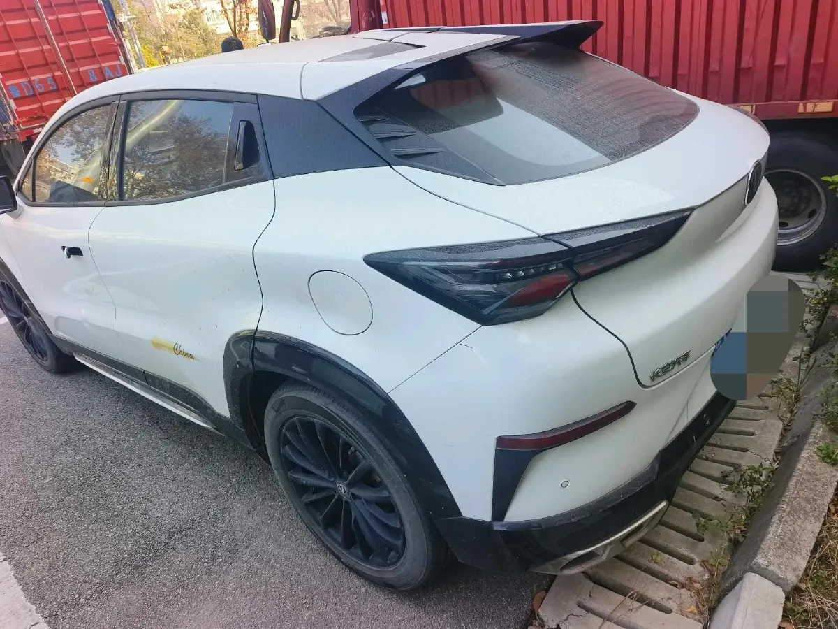 2023 ChangAn UNI-T 1.5T 188HP L4 7DCT,autocango,china used car exporter,china ev exporter,chinese used car exporter,chinese used ev exporter