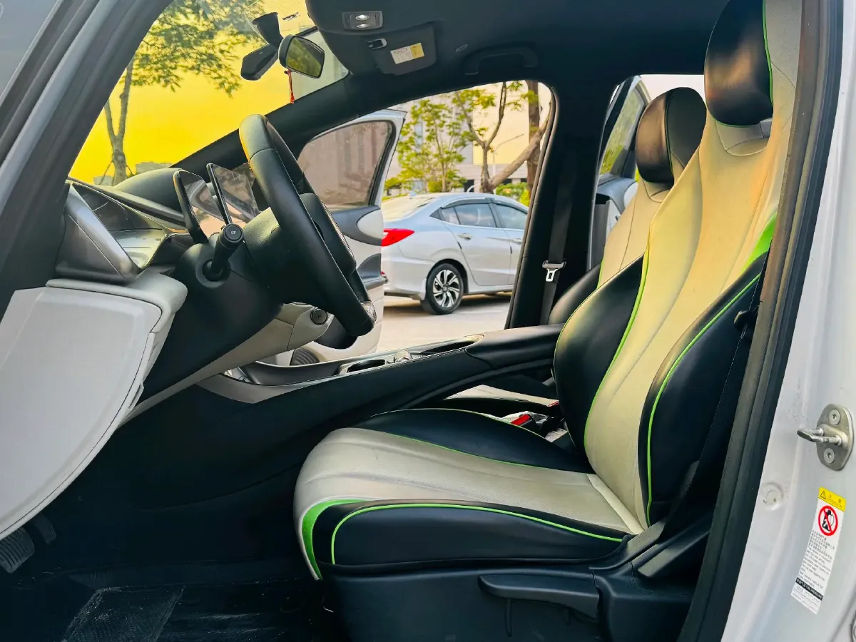 2021 Ford Escort 1.5L 122HP L3 6AT,autocango,china used car exporter,china ev exporter,chinese used car exporter,chinese used ev exporter