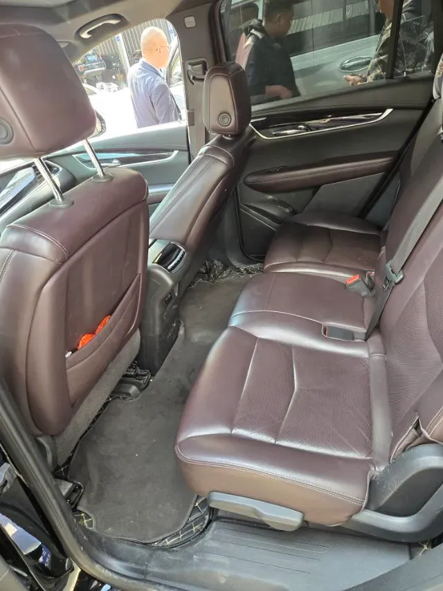 2021 Cadillac XT6 2.0T 237HP L4 9AT,autocango,china used car exporter,china ev exporter,chinese used car exporter,chinese used ev exporter