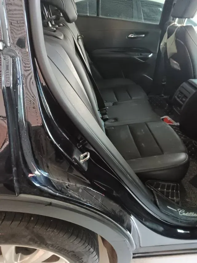 2021 Cadillac XT4 2.0T 237HP L4 9AT,autocango,china used car exporter,china ev exporter,chinese used car exporter,chinese used ev exporter