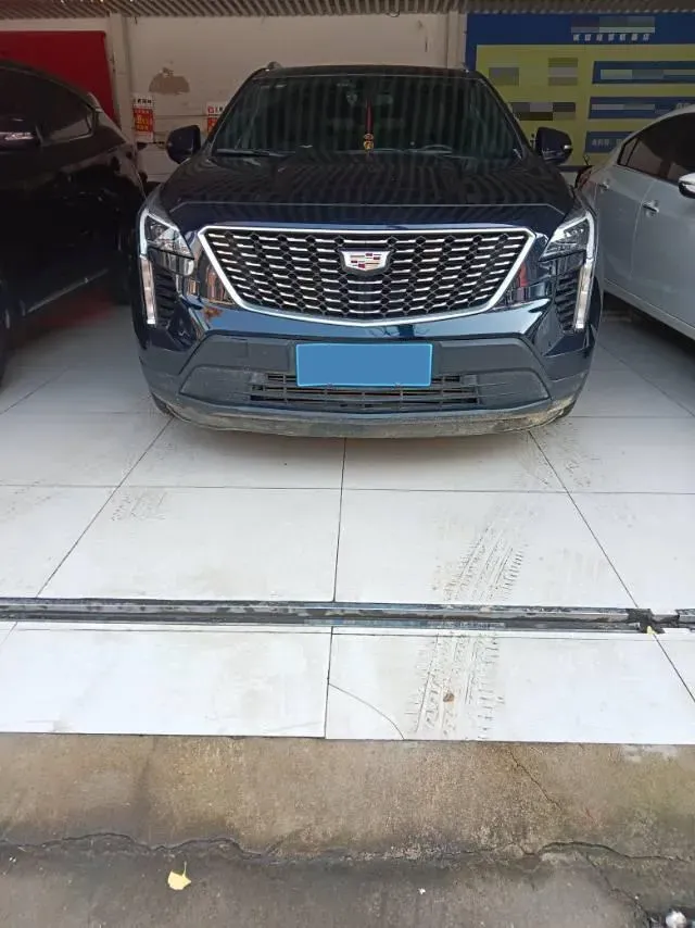 2021 Cadillac XT4 2.0T 237HP L4 9AT,autocango,china used car exporter,china ev exporter,chinese used car exporter,chinese used ev exporter