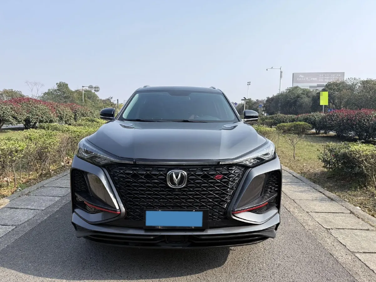 2021 ChangAn CS75 Plus 2.0T 233HP L4 8AT,autocango,china used car exporter,china ev exporter,chinese used car exporter,chinese used ev exporter
