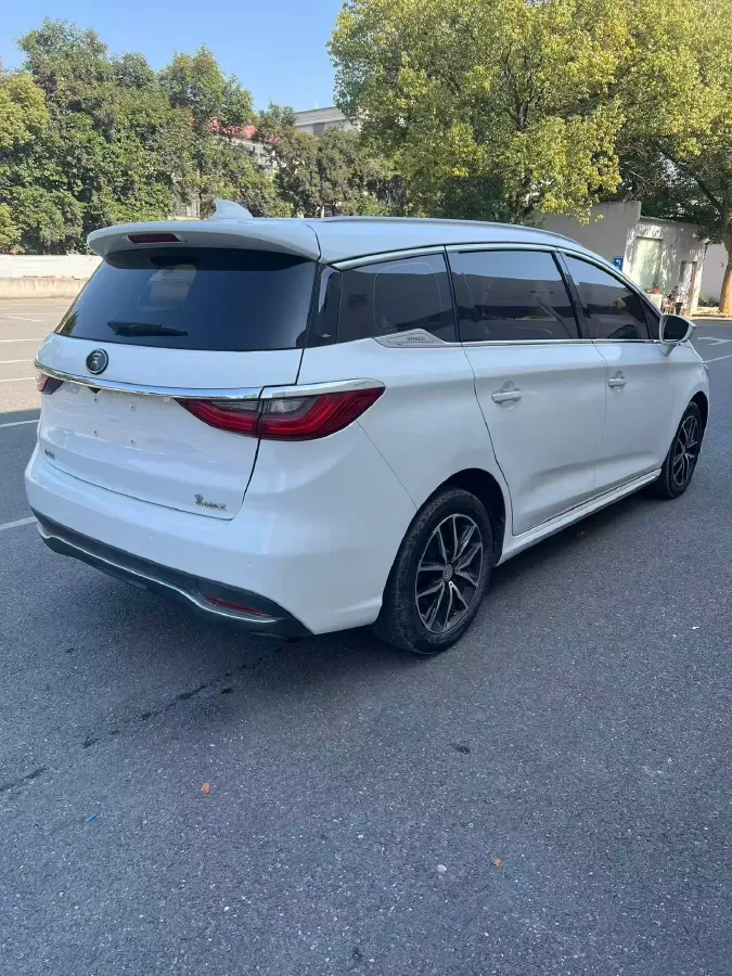 2017 BYD Song MAX 1.5T 154HP L4 6DCT,autocango,china used car exporter,china ev exporter,chinese used car exporter,chinese used ev exporter