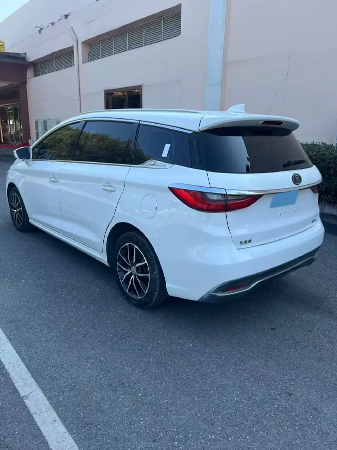 2017 BYD Song MAX 1.5T 154HP L4 6DCT,autocango,china used car exporter,china ev exporter,chinese used car exporter,chinese used ev exporter