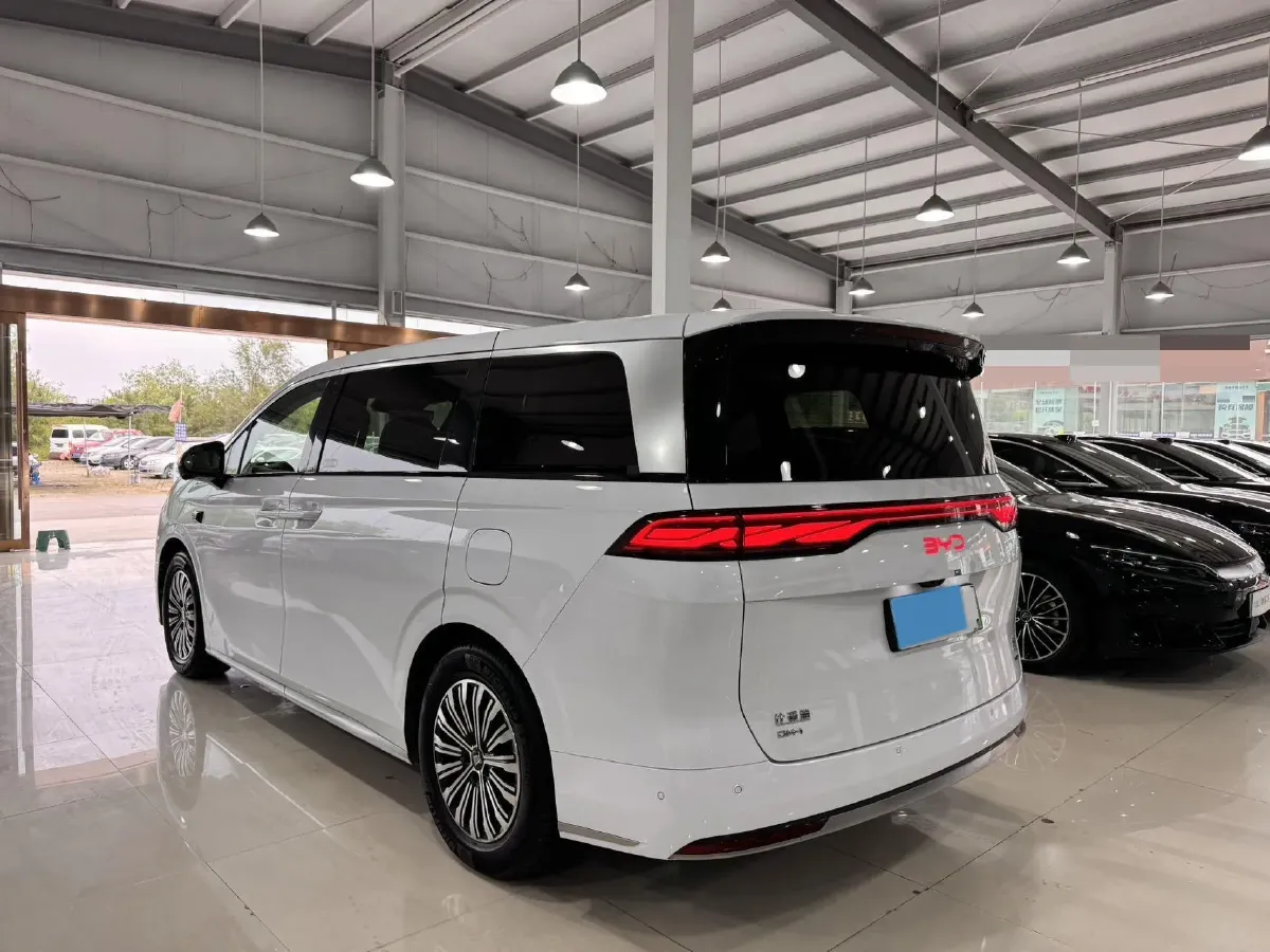 2025 BYD Xia 1.5T 156HP L4 E-CVT PHEV 36.6KWH,autocango,china used car exporter,china ev exporter,chinese used car exporter,chinese used ev exporter