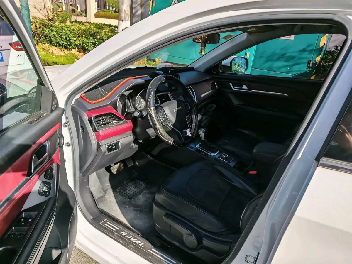 2018 Haval H6 Coupe 1.5T 169HP L4 7DCT,autocango,china used car exporter,china ev exporter,chinese used car exporter,chinese used ev exporter