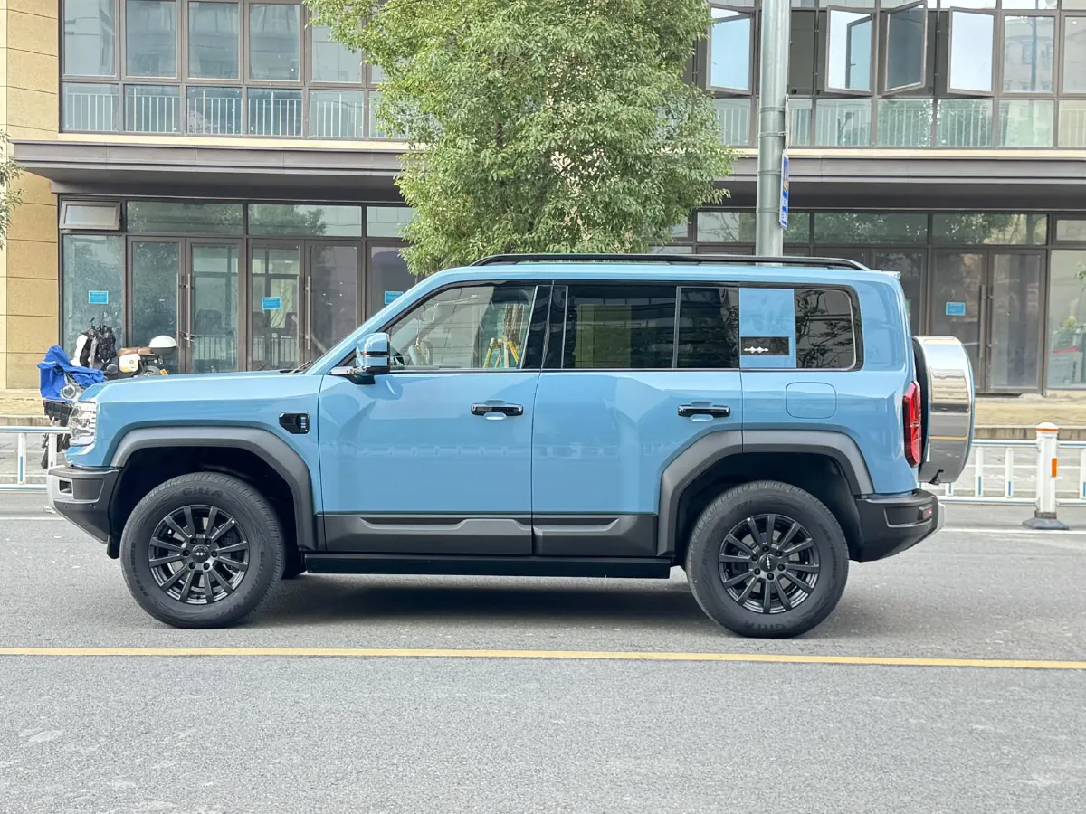 2023 FangChengBao Bao 5 1.5T 194HP L4 E-CVT PHEV 31.8KWH,autocango,china used car exporter,china ev exporter,chinese used car exporter,chinese used ev exporter