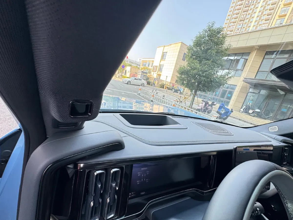 2023 FangChengBao Bao 5 1.5T 194HP L4 E-CVT PHEV 31.8KWH,autocango,china used car exporter,china ev exporter,chinese used car exporter,chinese used ev exporter