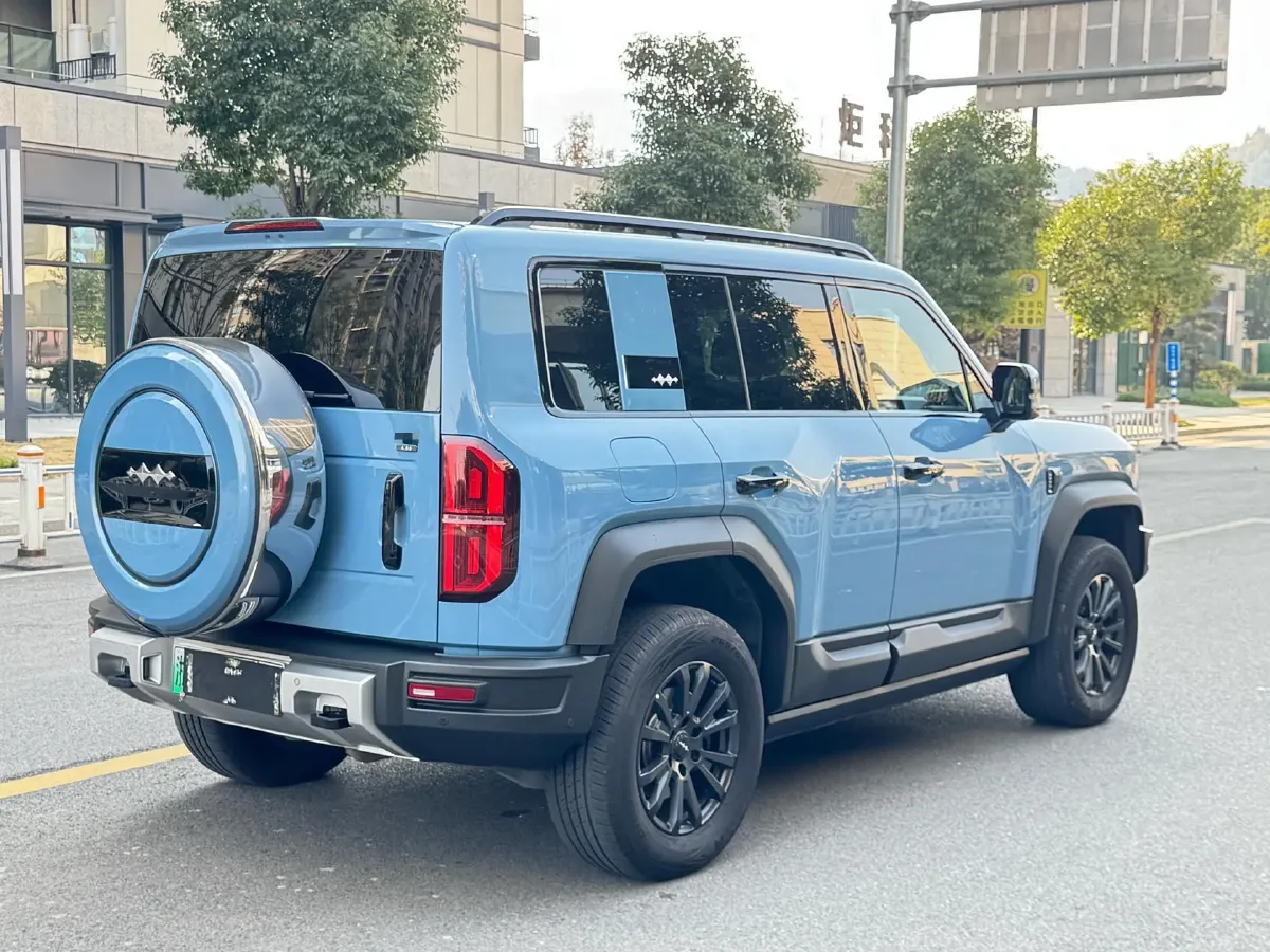 2023 FangChengBao Bao 5 1.5T 194HP L4 E-CVT PHEV 31.8KWH,autocango,china used car exporter,china ev exporter,chinese used car exporter,chinese used ev exporter