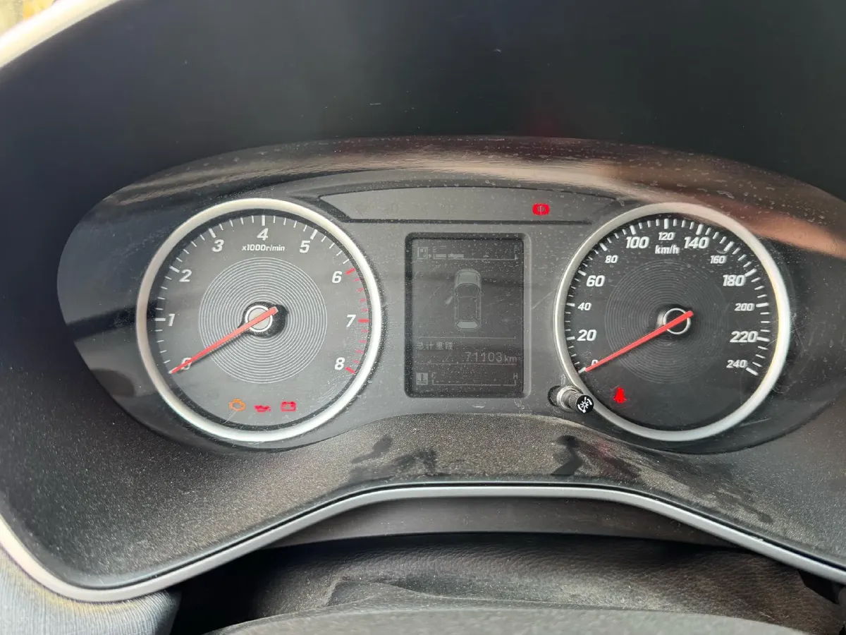 2018 BaoJun 530 1.5T 150HP L4 6MT,autocango,china used car exporter,china ev exporter,chinese used car exporter,chinese used ev exporter