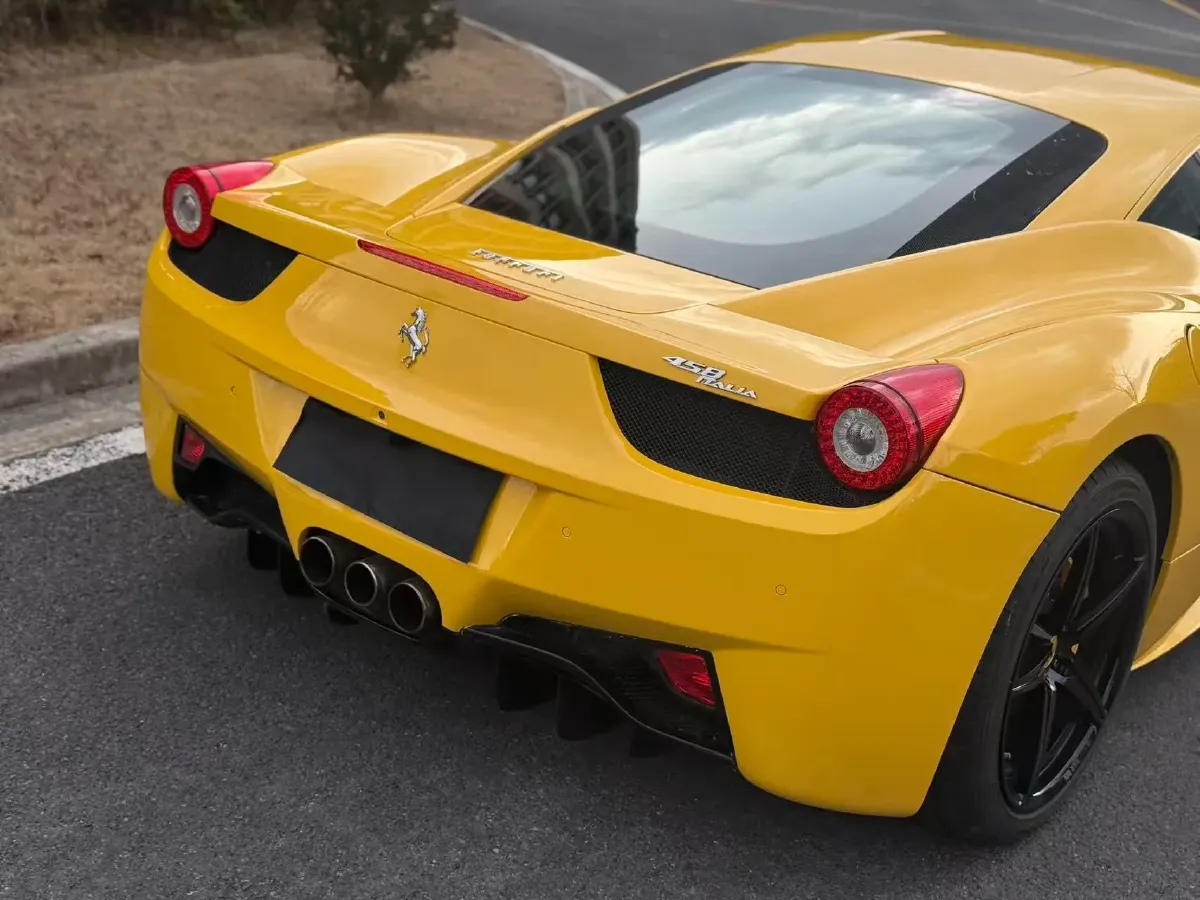 2011 Ferrari 458 4.5L 570HP V8 7DCT,autocango,china used car exporter,china ev exporter,chinese used car exporter,chinese used ev exporter