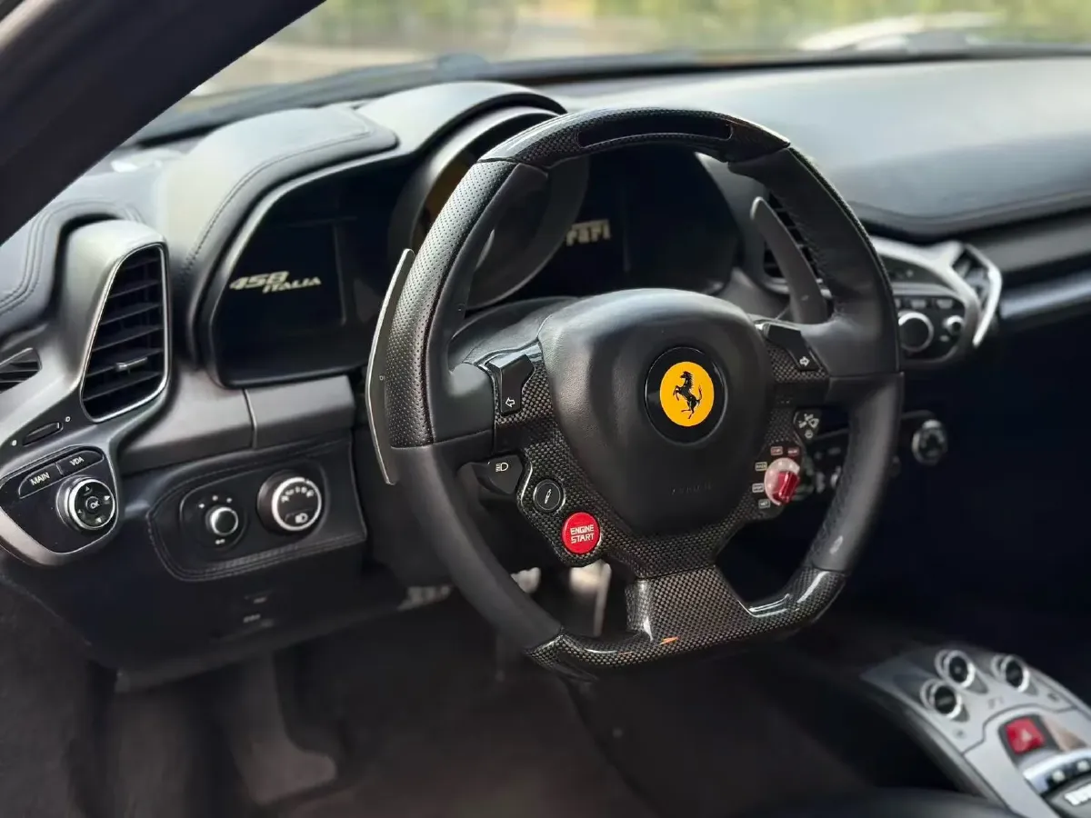 2011 Ferrari 458 4.5L 570HP V8 7DCT,autocango,china used car exporter,china ev exporter,chinese used car exporter,chinese used ev exporter