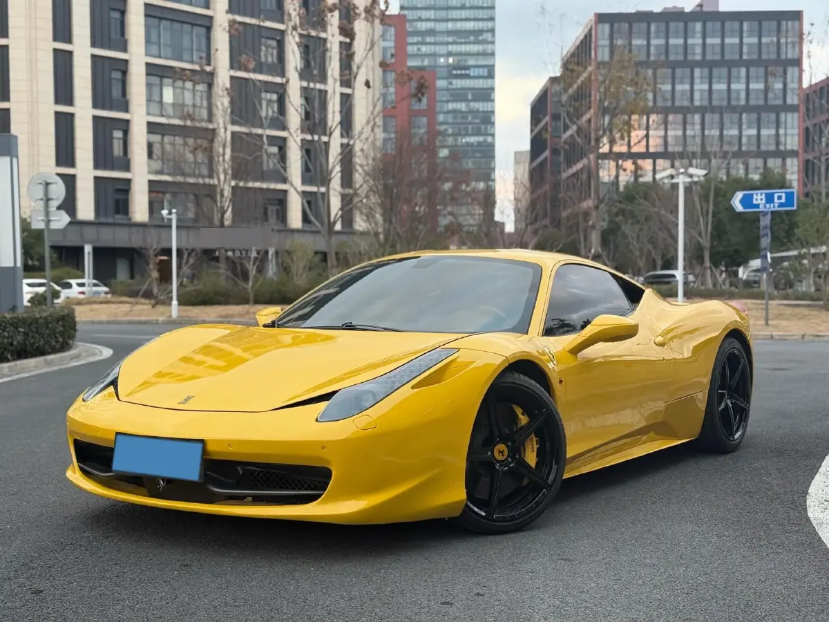 2011 Ferrari 458 4.5L 570HP V8 7DCT
