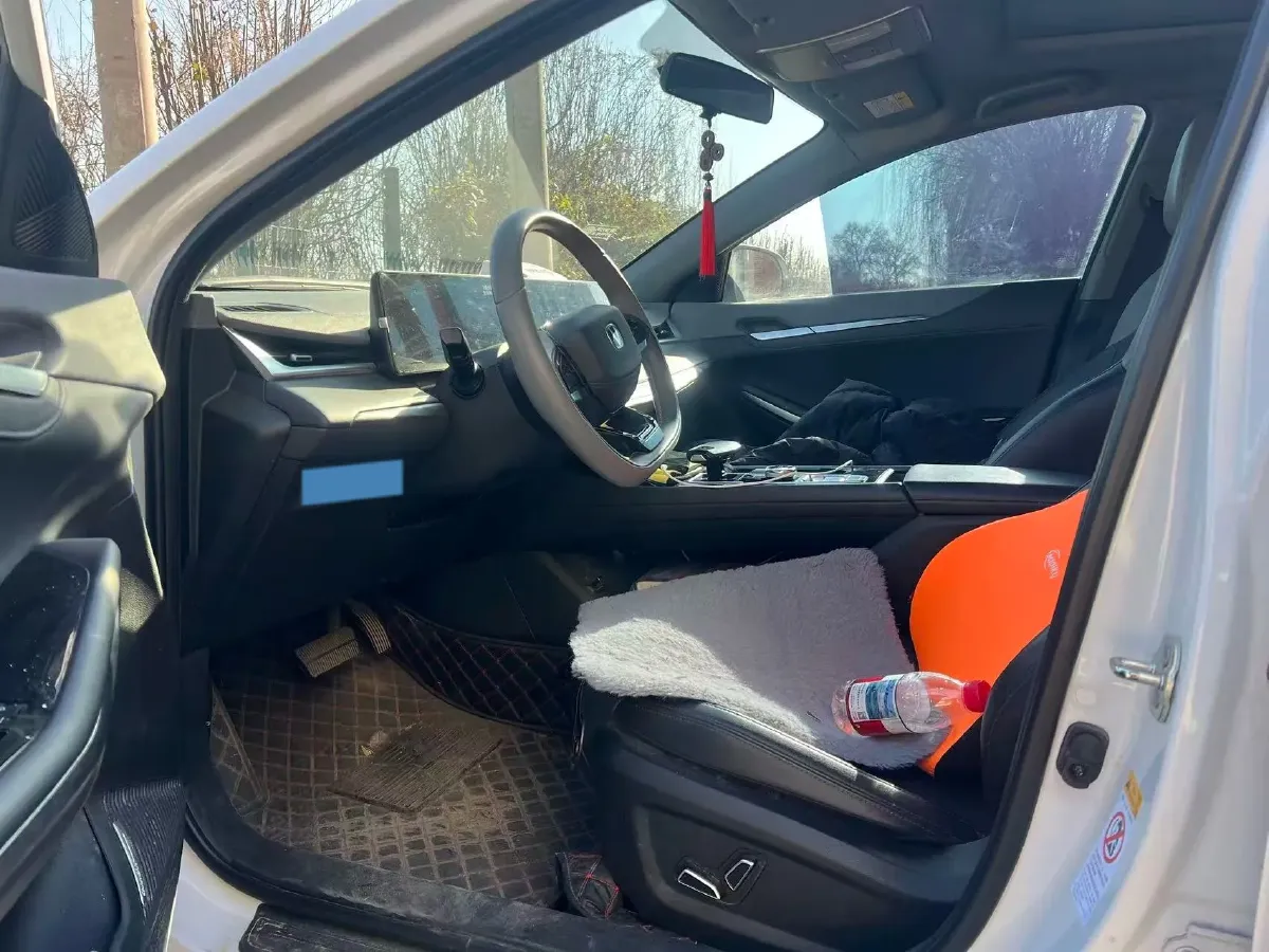 2023 ChangAn Raeton Plus 1.5T 188HP L4 7DCT,autocango,china used car exporter,china ev exporter,chinese used car exporter,chinese used ev exporter