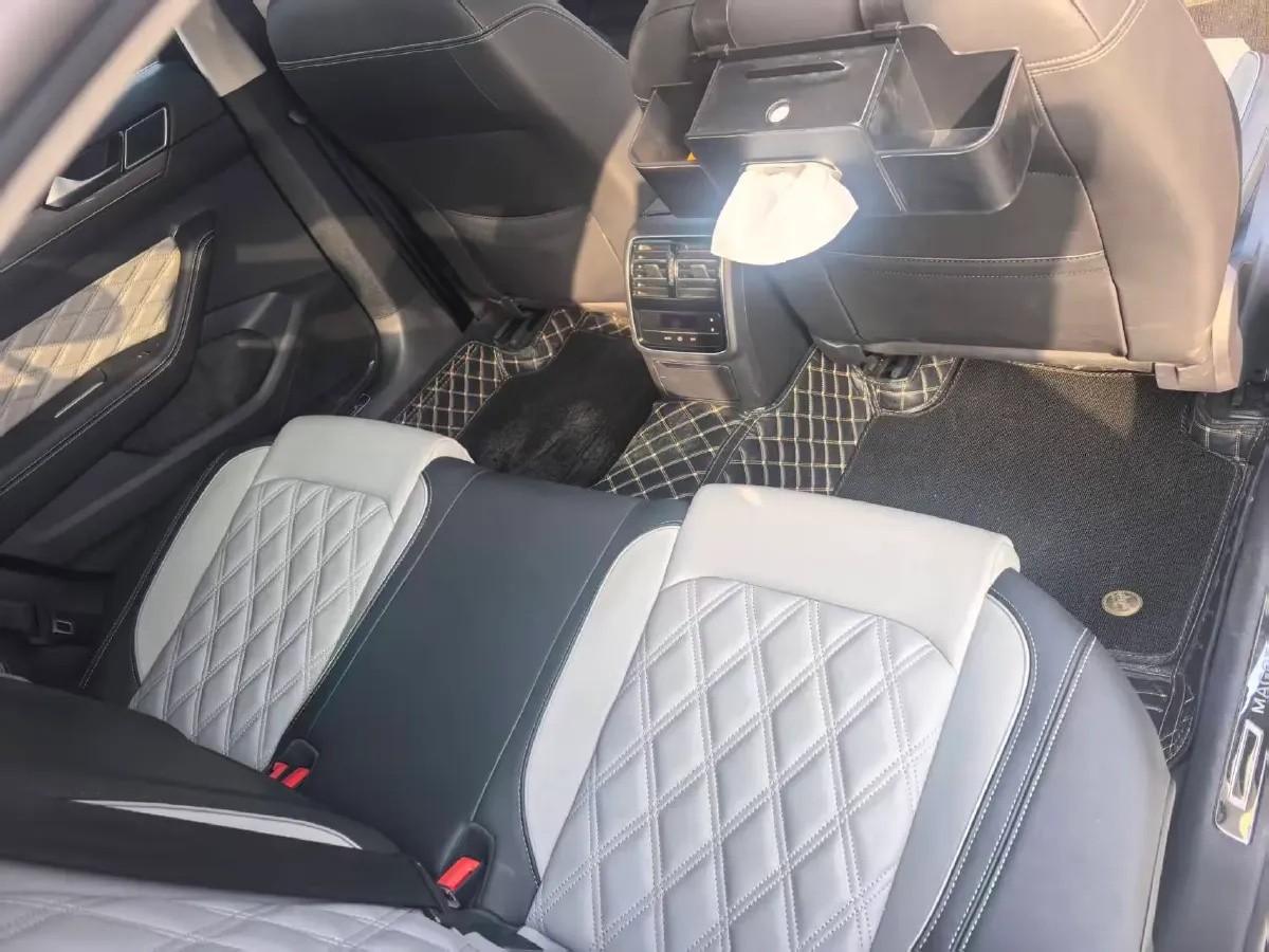 2023 Volkswagen Magotan 2.0T 186HP L4 7DCT,autocango,china used car exporter,china ev exporter,chinese used car exporter,chinese used ev exporter