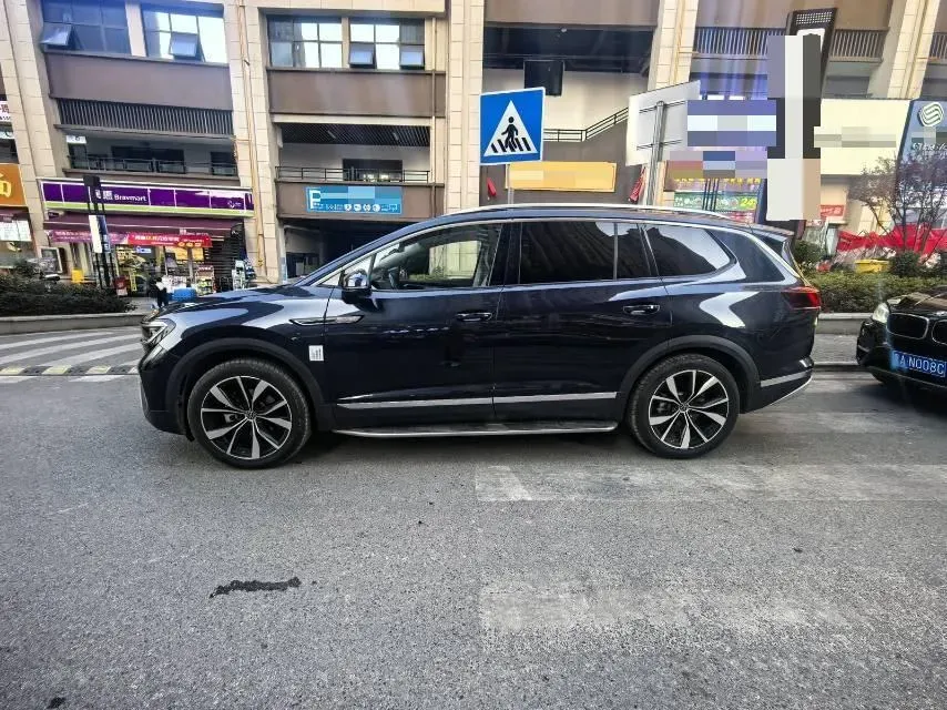 2023 Volkswagen Talagon 2.5T 299HP V6 7DCT,autocango,china used car exporter,china ev exporter,chinese used car exporter,chinese used ev exporter