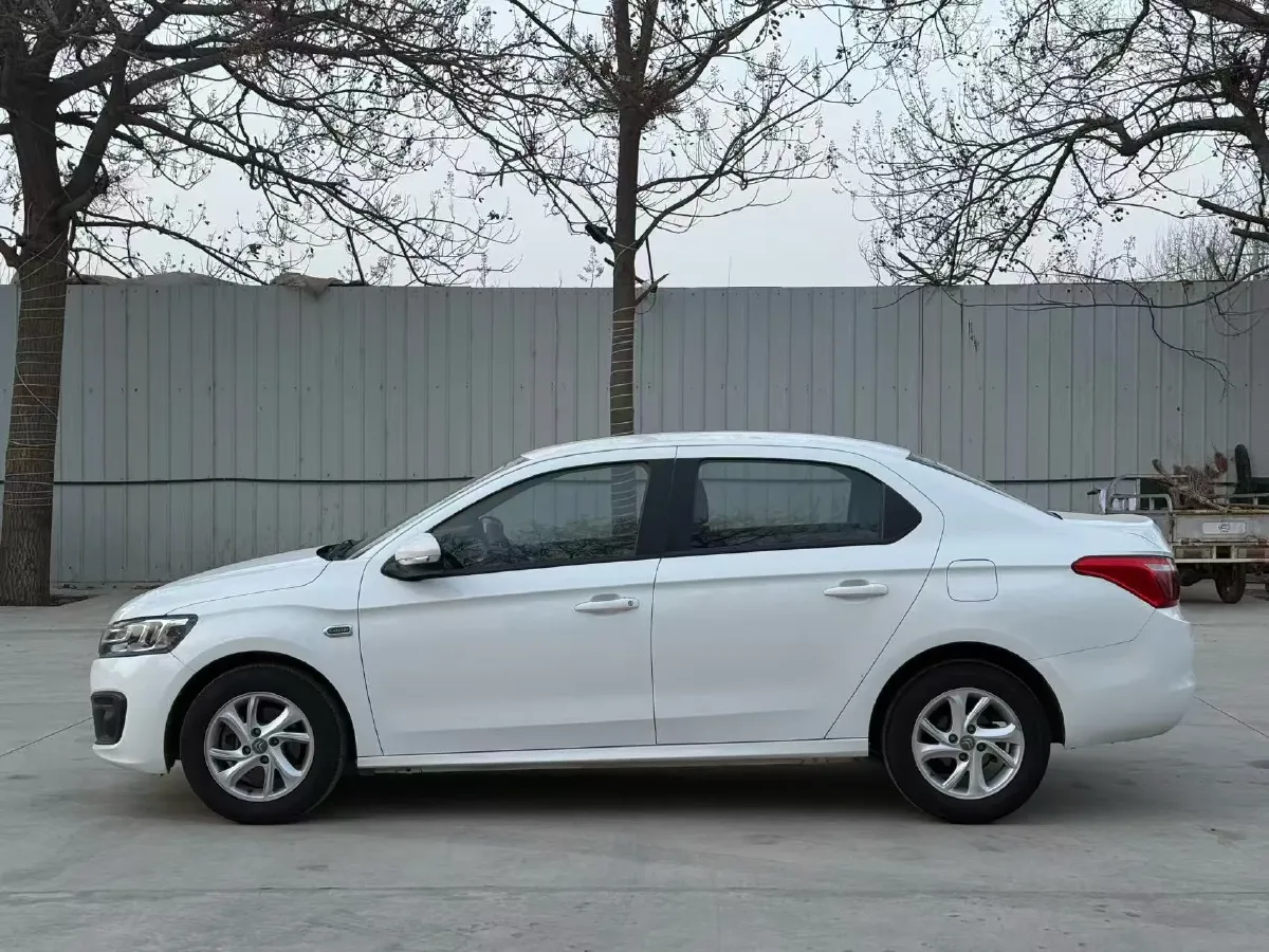 2017 Citroen Elysee 1.6L 117HP L4 5MT,autocango,china used car exporter,china ev exporter,chinese used car exporter,chinese used ev exporter