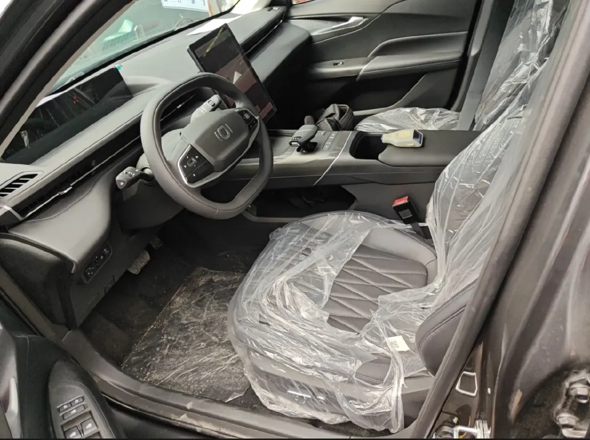 2025 ChangAn QiYuan A05 1.5L 98HP L4 E-CVT PHEV 9.07KWH,autocango,china used car exporter,china ev exporter,chinese used car exporter,chinese used ev exporter