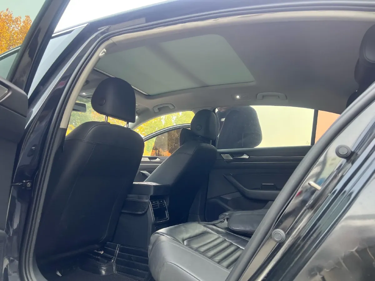 2019 Citroen C6 1.6T 170HP L4 6AT,autocango,china used car exporter,china ev exporter,chinese used car exporter,chinese used ev exporter