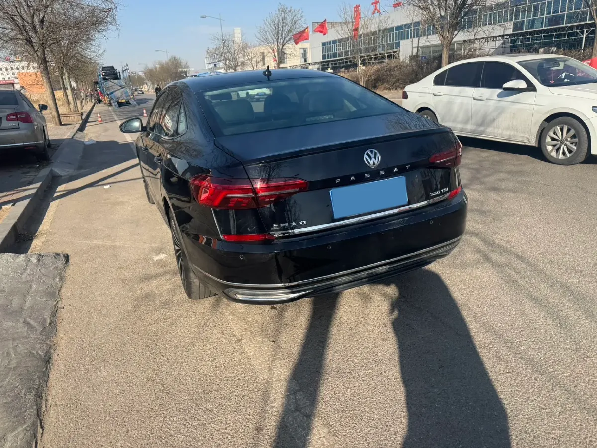 2019 Volvo V40 1.5T 152HP L4 6AT,autocango,china used car exporter,china ev exporter,chinese used car exporter,chinese used ev exporter