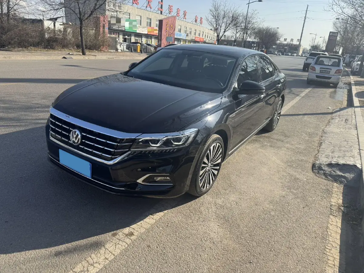 2019 Volvo V40 1.5T 152HP L4 6AT