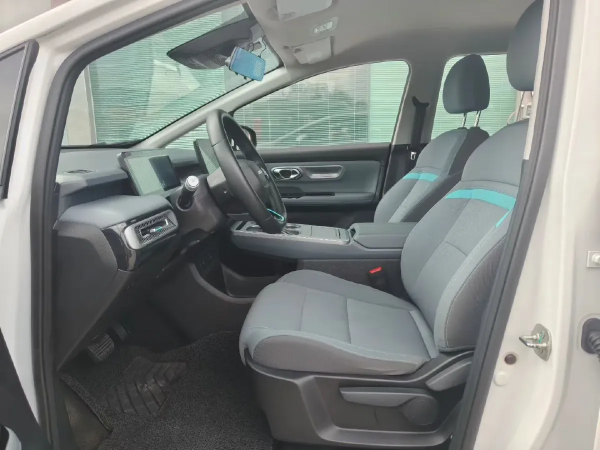 2023 GAC Trumpchi GS4 1.5T 177HP L4 6AT,autocango,china used car exporter,china ev exporter,chinese used car exporter,chinese used ev exporter