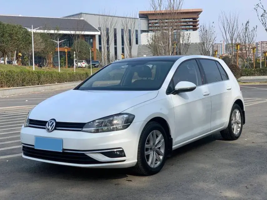 2018 Volkswagen Golf 1.4T 150HP L4 7DCT 2018 Volkswagen Golf 1.4T 150HP L4 7DCT