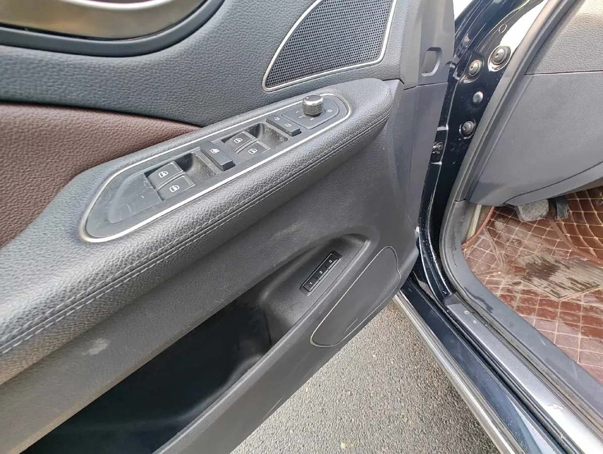 2018 Toyota Highlander 2.0T 220HP L4 6AT,autocango,china used car exporter,china ev exporter,chinese used car exporter,chinese used ev exporter