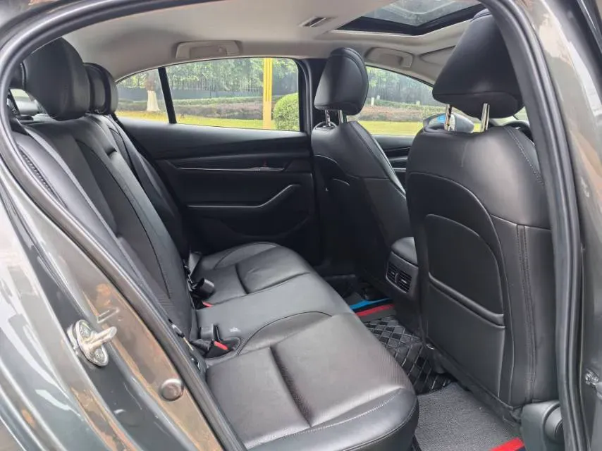 2020 Mazda 3 Axela 2.0L 158HP L4 6AT,autocango,china used car exporter,china ev exporter,chinese used car exporter,chinese used ev exporter