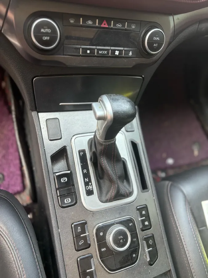 2018 Haval H6 Coupe 1.5T 169HP L4 7DCT,autocango,china used car exporter,china ev exporter,chinese used car exporter,chinese used ev exporter