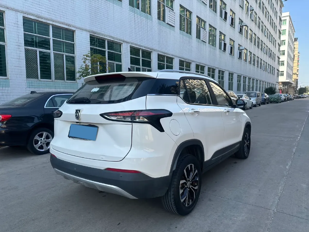 2019 Yema BoJun 1.5L 112HP L4 5MT,autocango,china used car exporter,china ev exporter,chinese used car exporter,chinese used ev exporter