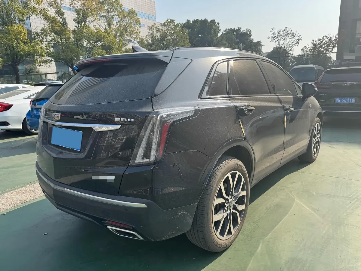2022 Cadillac XT5 2.0T 237HP L4 9AT,autocango,china used car exporter,china ev exporter,chinese used car exporter,chinese used ev exporter