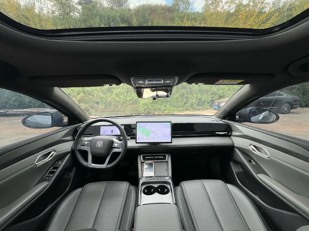 2025 BYD QinL BEV,autocango,china used car exporter,china ev exporter,chinese used car exporter,chinese used ev exporter