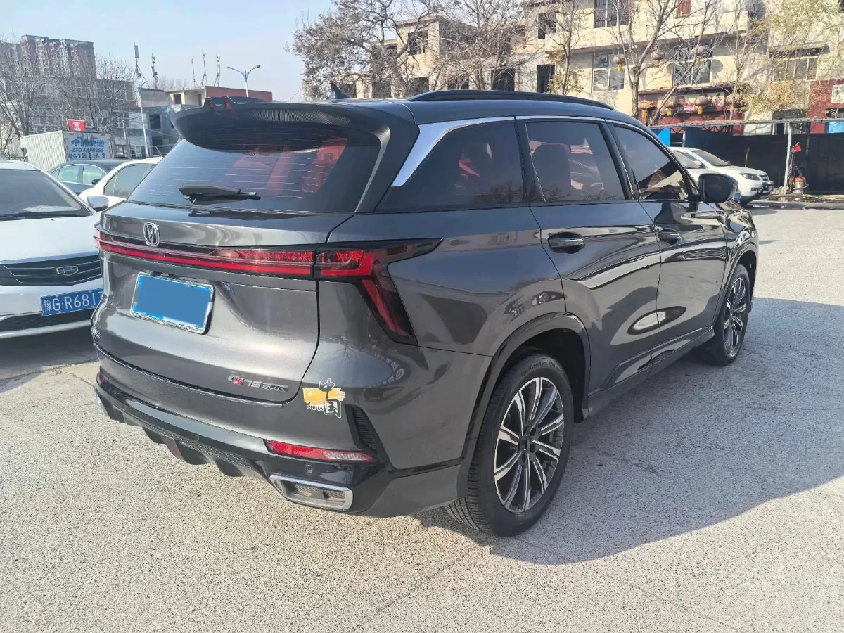 2023 ChangAn CS75 Plus 1.5T 188HP L4 8AT,autocango,china used car exporter,china ev exporter,chinese used car exporter,chinese used ev exporter