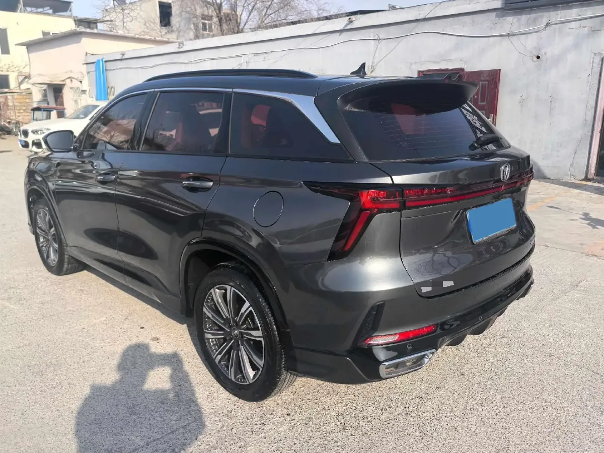 2023 ChangAn CS75 Plus 1.5T 188HP L4 8AT,autocango,china used car exporter,china ev exporter,chinese used car exporter,chinese used ev exporter