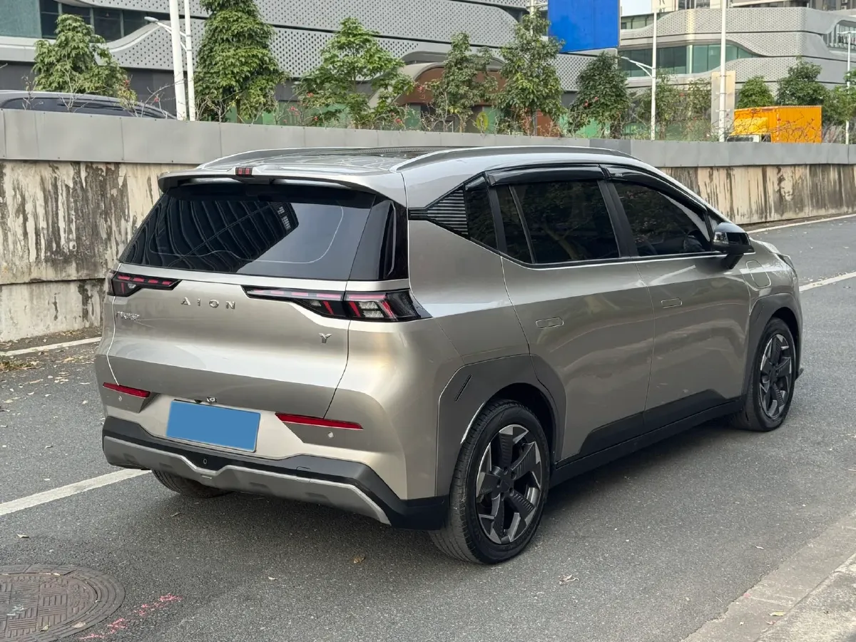 2022 Geely Okavango 1.8T 184HP L4 7DCT,autocango,china used car exporter,china ev exporter,chinese used car exporter,chinese used ev exporter