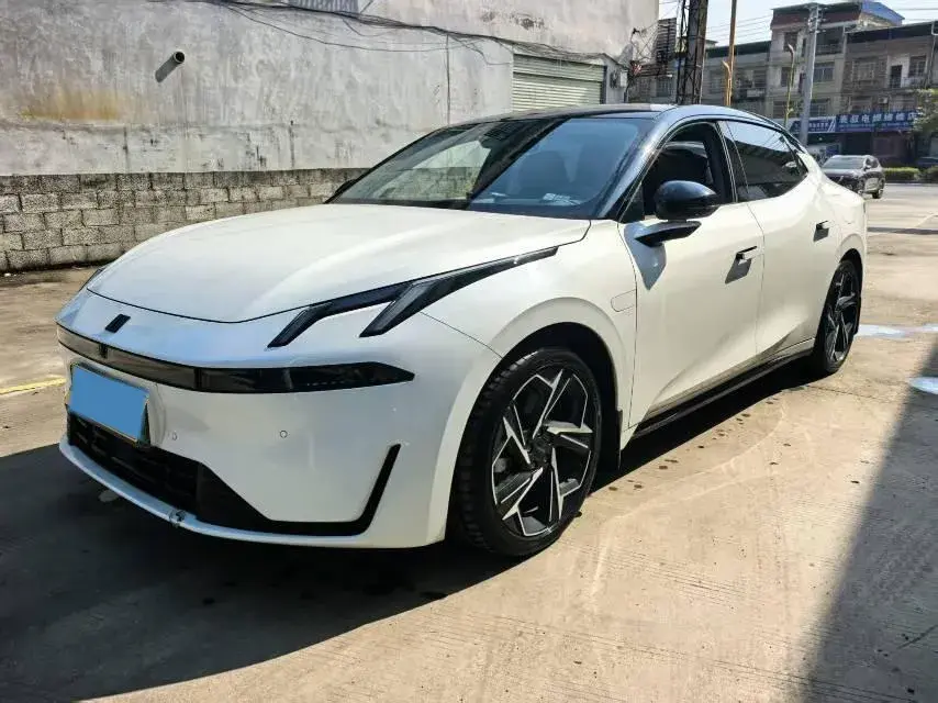 2024 LYNK&CO 07 EM-P 1.5T 163HP L4 3DHT PHEV 18.99KWH