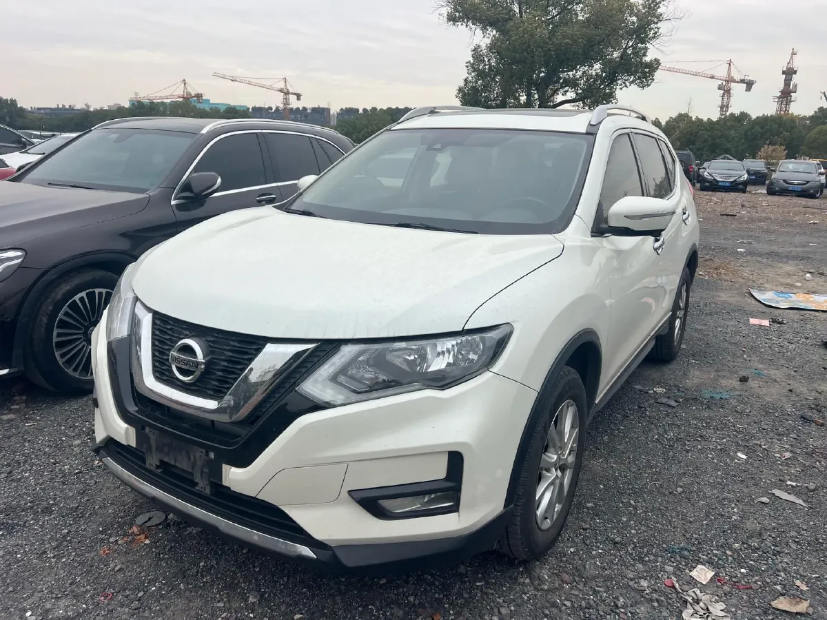 2020 Nissan X-Trail 2.0L 154HP L4 CVT,autocango,china used car exporter,china ev exporter,chinese used car exporter,chinese used ev exporter