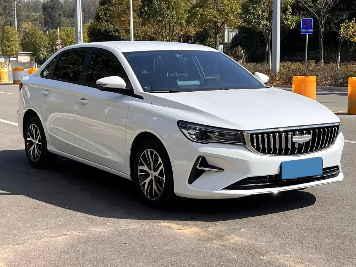 2025 Geely Emgrand 1.5L 127HP L4 CVT,autocango,china used car exporter,china ev exporter,chinese used car exporter,chinese used ev exporter