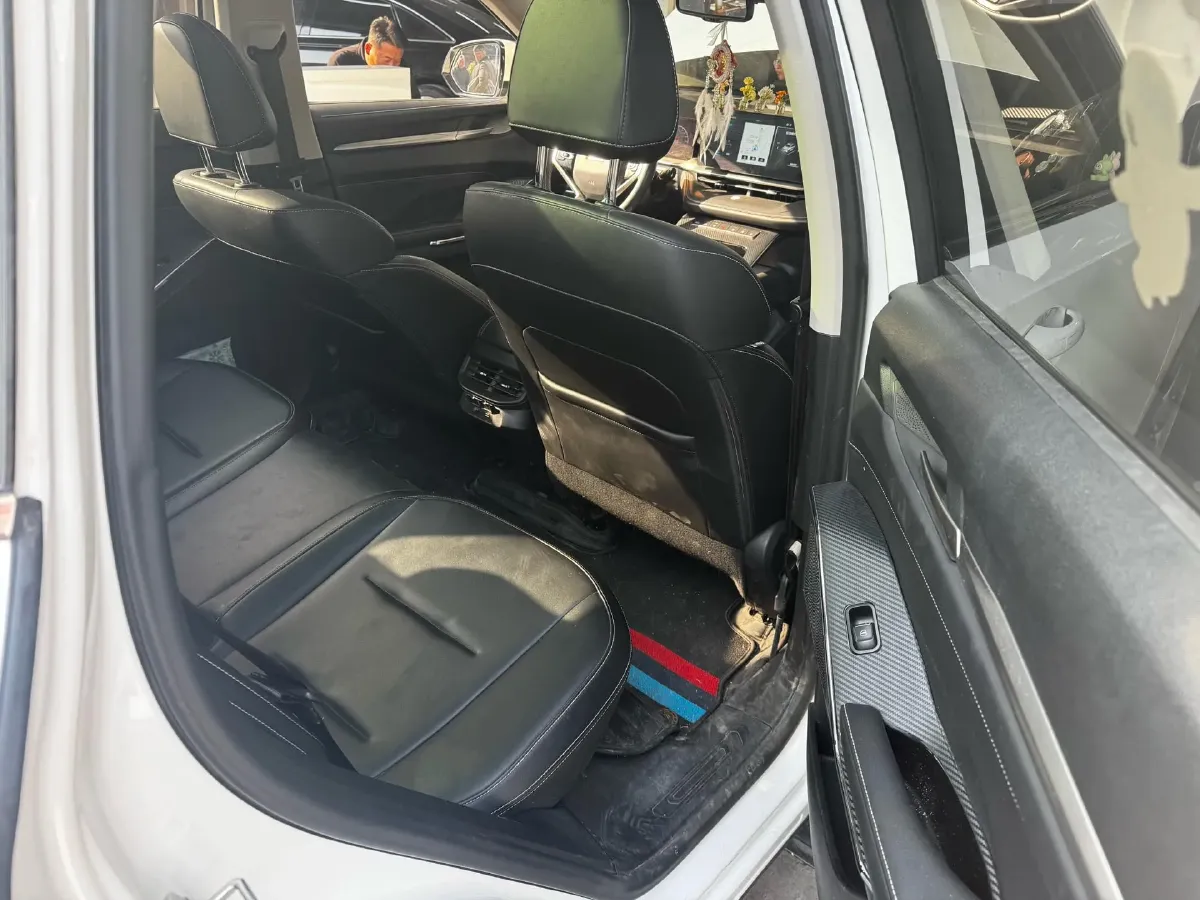 2021 Haval H6 1.5T 169HP L4 7DCT,autocango,china used car exporter,china ev exporter,chinese used car exporter,chinese used ev exporter