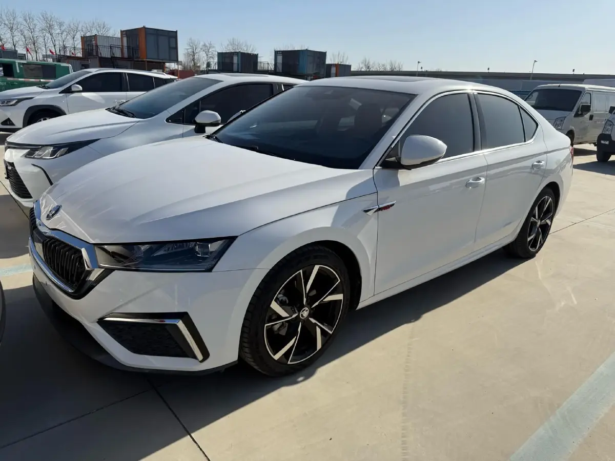 2022 Skoda Octavia 1.4T 150HP L4 7DCT