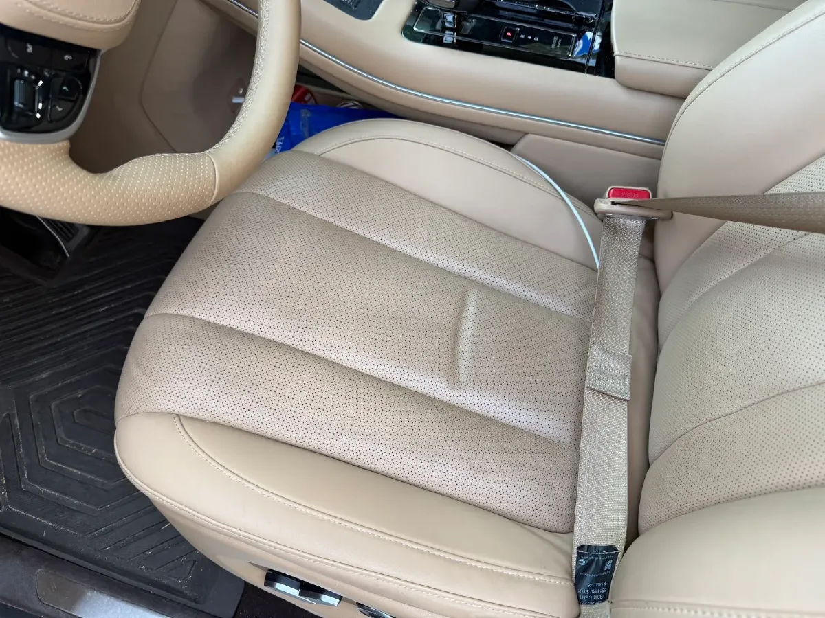 2024 AITO AITO M7 1.5T 152HP L4 REEV 40KWH,autocango,china used car exporter,china ev exporter,chinese used car exporter,chinese used ev exporter