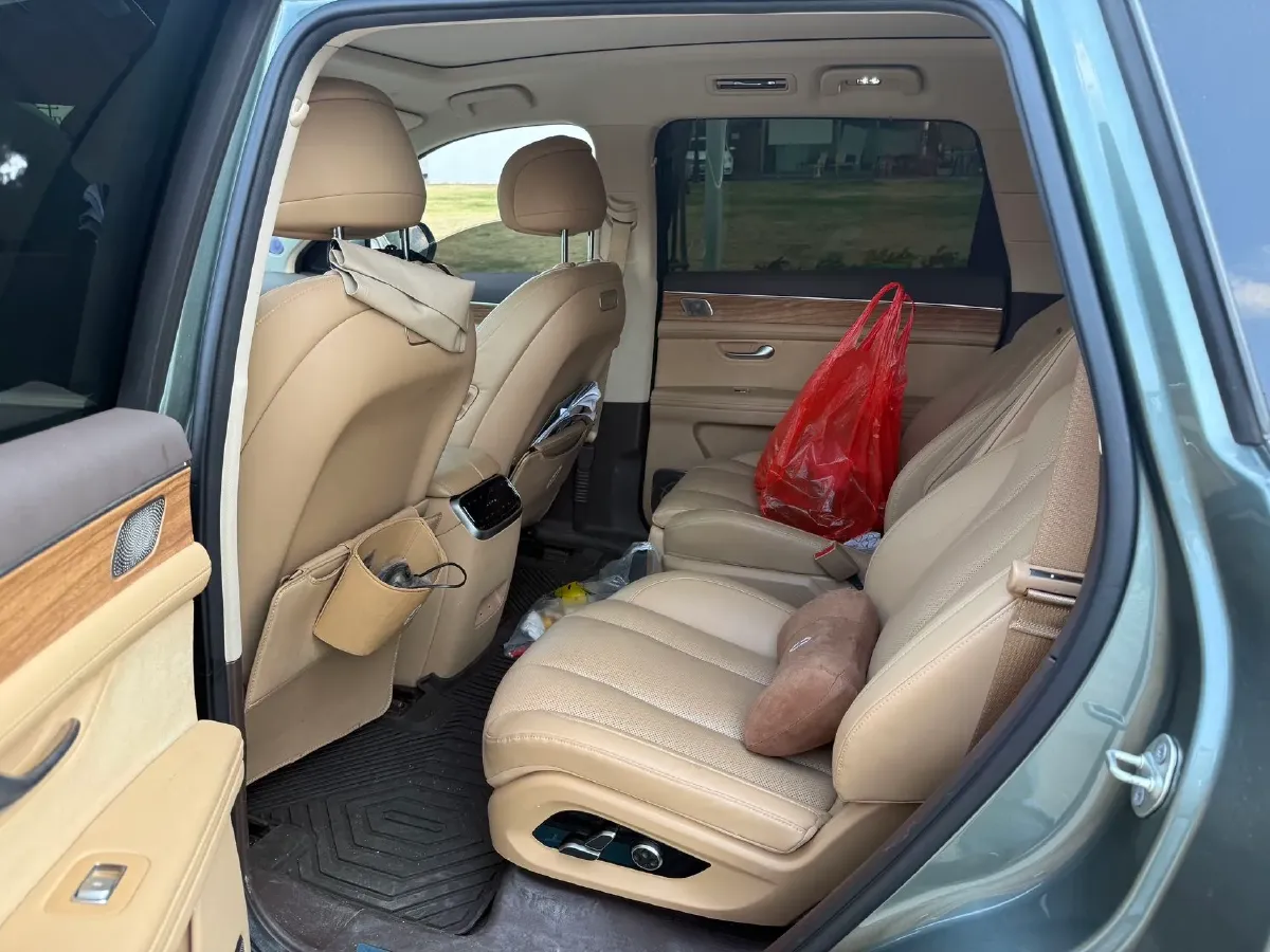 2024 AITO AITO M7 1.5T 152HP L4 REEV 40KWH,autocango,china used car exporter,china ev exporter,chinese used car exporter,chinese used ev exporter