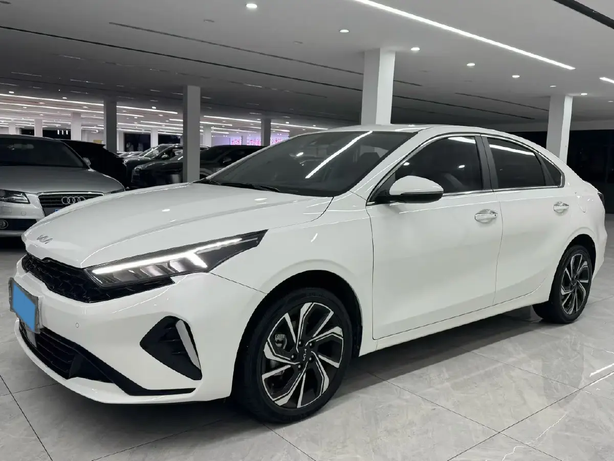 2023 Kia K3 1.5L 115HP L4 CVT