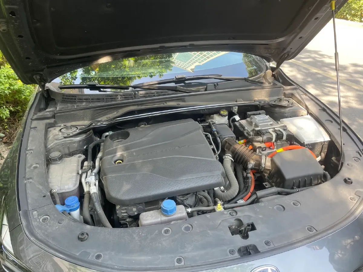 2023 ChangAn UNI-V iDD 1.5T 170HP L4 6TCT PHEV 18.4KWH,autocango,china used car exporter,china ev exporter,chinese used car exporter,chinese used ev exporter