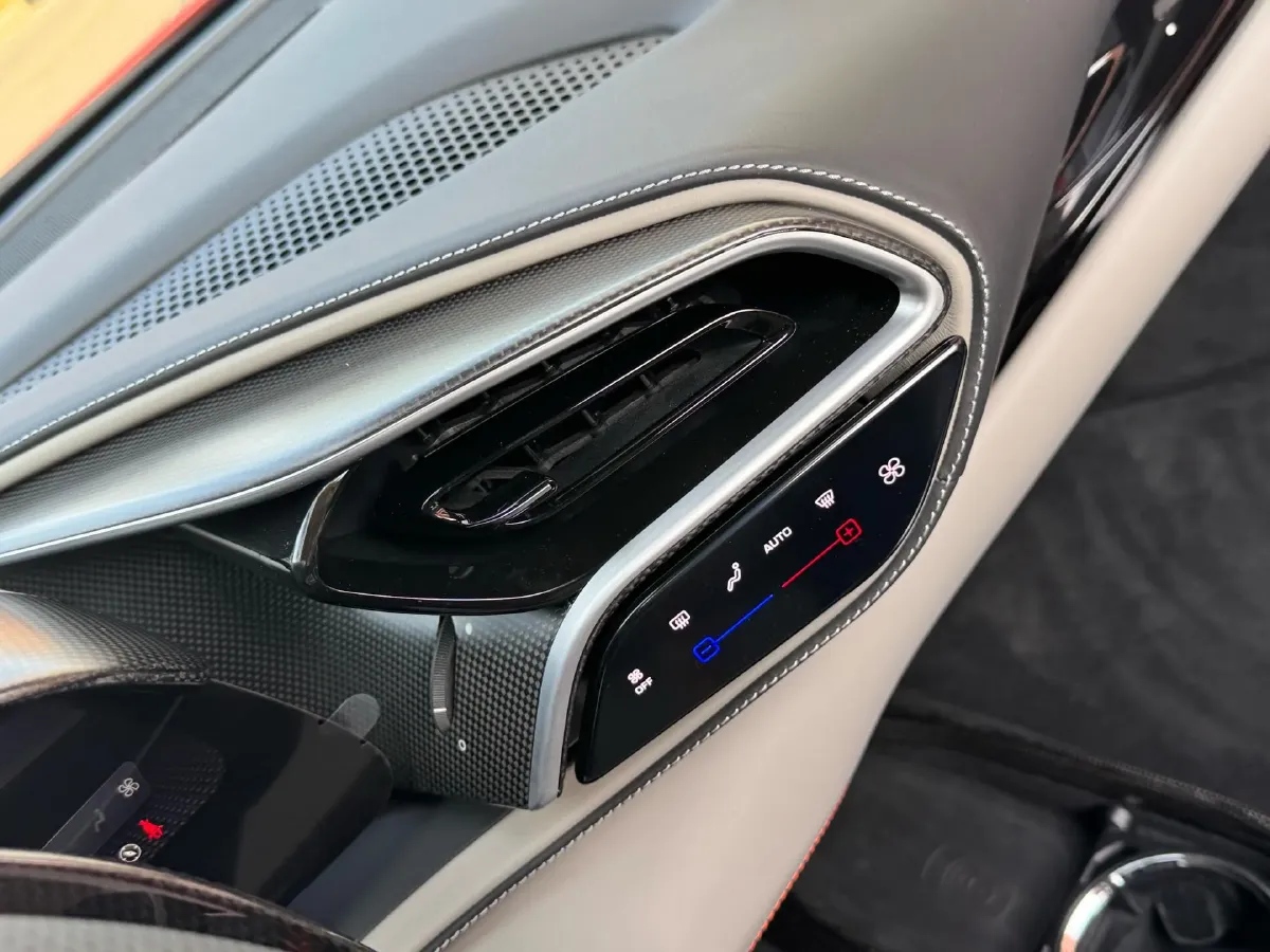 2022 Ferrari 296 3.0T 663HP V6 8DCT PHEV 7.45KWH,autocango,china used car exporter,china ev exporter,chinese used car exporter,chinese used ev exporter