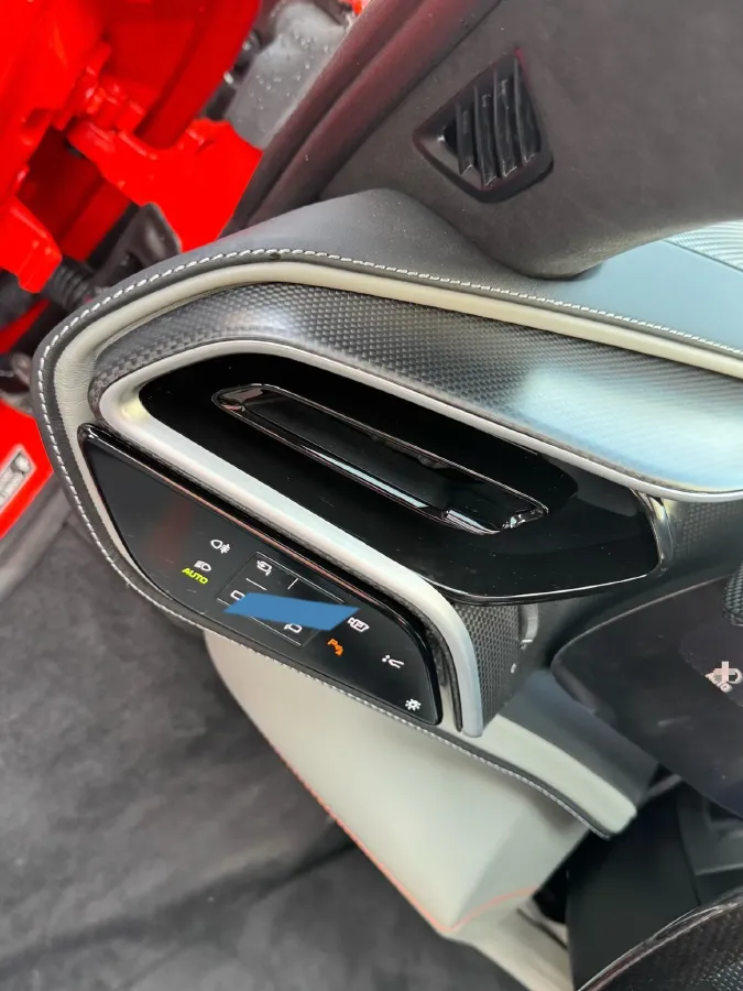 2022 Ferrari 296 3.0T 663HP V6 8DCT PHEV 7.45KWH,autocango,china used car exporter,china ev exporter,chinese used car exporter,chinese used ev exporter