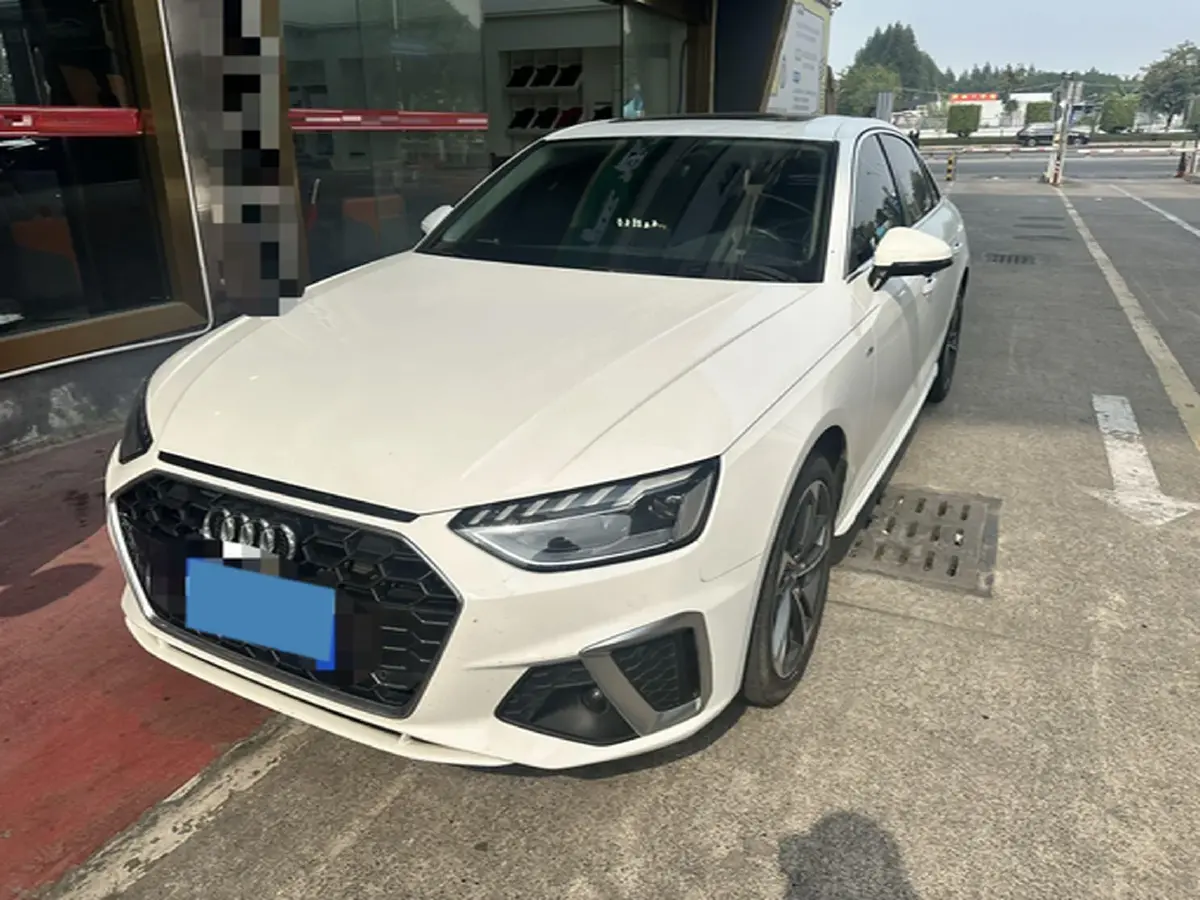 2020 Audi A4L 2.0T 190HP L4 7DCT