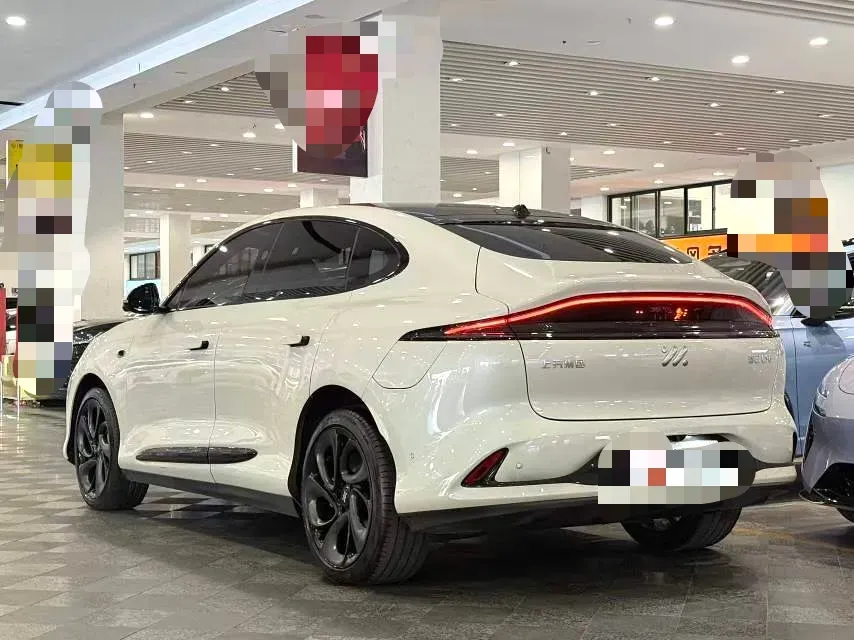 2025 IM LS6 BEV 83KWH,autocango,china used car exporter,china ev exporter,chinese used car exporter,chinese used ev exporter